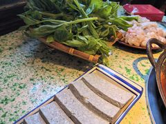 -鸿姐老火锅(疁城新天地店)