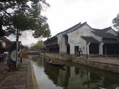 -鲁镇