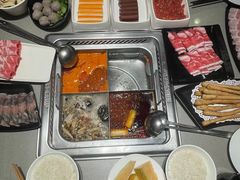 -海底捞火锅(宝龙广场夜宵主题店)