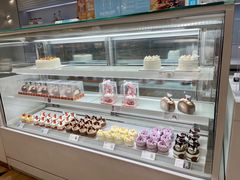 面包甜点陈列柜-好利来(团结湖店)