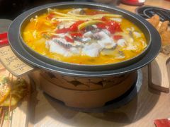 -山城外·非遗酸菜鱼(蜀都万达店)