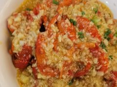 -肥肥虾庄·金牌油焖大虾(汉口城市广场店)
