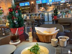 -卡普里披萨·牛扒·下午茶