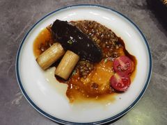 葱烧海参-闫府私房菜·老字号(恒隆店)