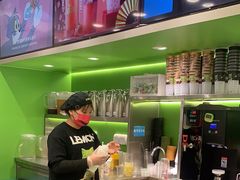 -柠檬向右(宝杨宝龙店)