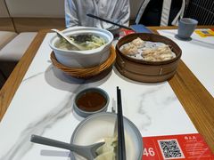 -馋三尺蟹粉小笼(人民广场店)
