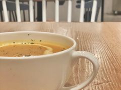 南瓜汤-HELLO 27 意面·沙拉·帕尼尼