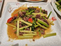 牛肉炒芹菜-抱德·潮汕味(敦和店原惠城鱼仔)