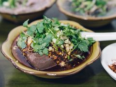 -小杨翘脚牛肉