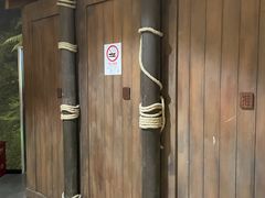 -暴风岛沉浸式体验馆(百联世纪店)