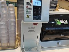 -老乡鸡(西岸凤巢店)