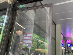 门面-老梦面包CHEZMOREL(麦子店)