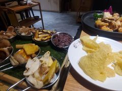 -一朵菌·野生菌探索家火锅(南亚店)