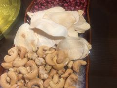 -宣威山野人家·云南菜·菌火锅(金碧店)