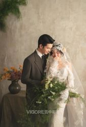 -雪中彩影婚纱摄影·微光艺术中心