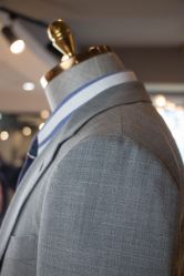 -优刻西服西装定制(金轮国际广场店)