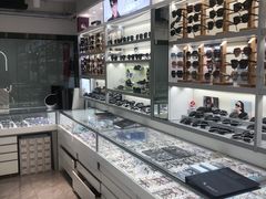 -潘多拉眼镜·蔡司依视路明月(潘家园店)