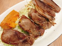 -玛格萝妮比萨屋(四平店)