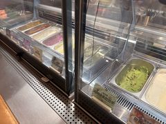 -极拉图·现制冰淇淋(大卫城店)