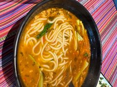 -香巴拉云南餐厅(华莱坞店)