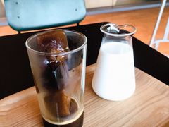 黑砖拿铁-dotcom coffee古点咖啡(致真大厦店)