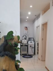 -瓷肌博士·祛痘科技美肤