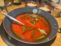 -贵厨酸汤牛肉(小十字店)