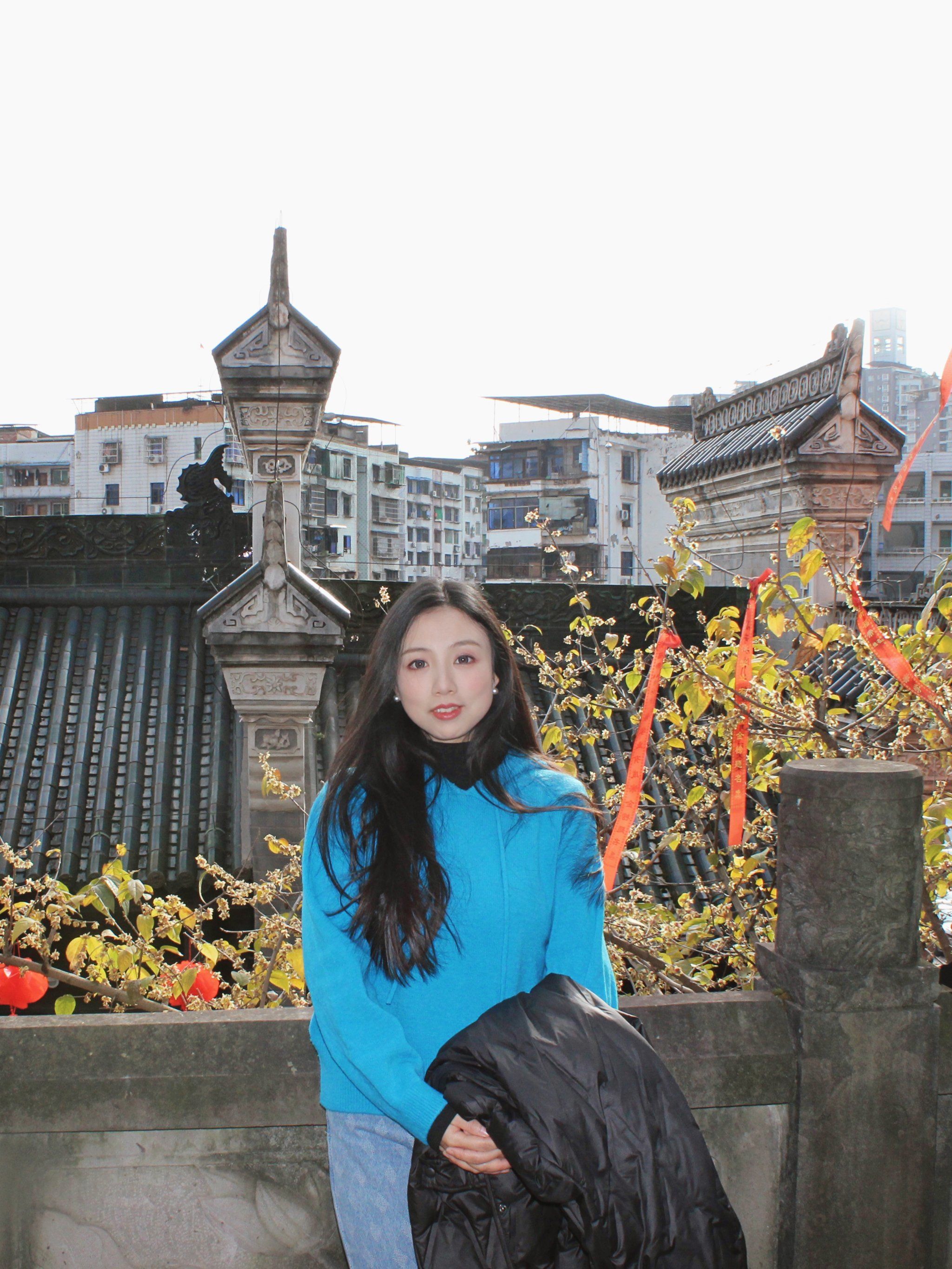 现代交际中的婚介所：渠道与选择