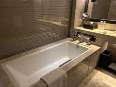 -上海宝华万豪酒店