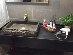 -In普舍采耳SPA馆(中英街店)