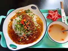 大王炸酱米粉-大王油茶(二厂文创公园店)