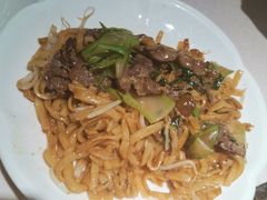 招牌湿炒牛河-潮泰牛肉火锅 · 创于1992年(车公庙店)