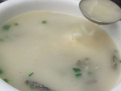 -新泉小傅美食(国贸天琴湾天境店)