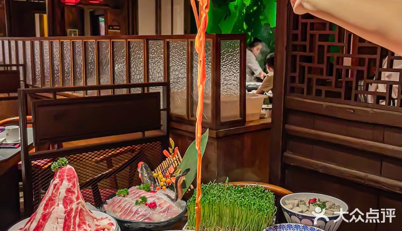 听说杭州人都爱来这里吃火锅