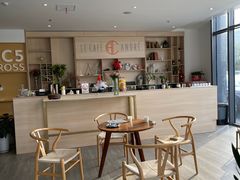 -上海先进东风标致雪铁龙4S店(青浦店)