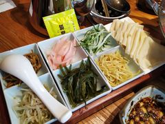 丝娃娃-野山舂·贵州现舂酸汤牛肉(鸿通城店)