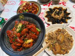 -肥肥虾庄·金牌油焖大虾(汉口城市广场店)