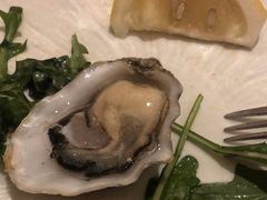 -斯普汇生蚝牛排馆(中骏世界城店)