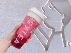 多肉杨梅-喜茶(青岛金狮广场店)
