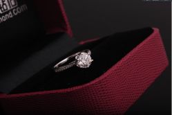 -威德钻石-克拉钻大本营(南京东路店)