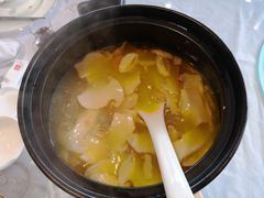 原味鸡煲配云南野生菌-梅林春晓花园餐厅