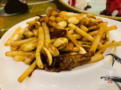 清炒有机花生芽-津菜宋记老房子(鼓楼店)