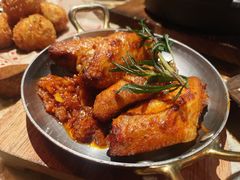 炭烤鸡翅-BROWNSTONE布朗石西班牙餐厅(富城店)