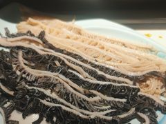 -二荆条·蜀鲜汇城市森林火锅