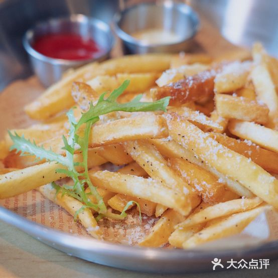 BLOCK B3 (金融中心店)