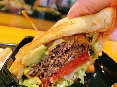 -The Habit Burger Grill 哈比特汉堡(复兴soho店)