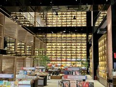 -半山书局(新世纪商城店)
