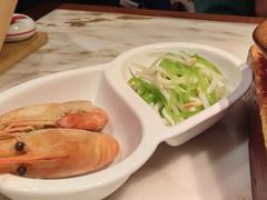 酒香罗氏虾拼桃仁酿番茄子-淮扬府(安定门店)