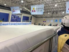 -乔波室内滑雪场