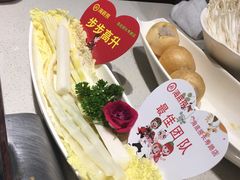 -海底捞火锅鲜切牛肉主题店(长寿路店)